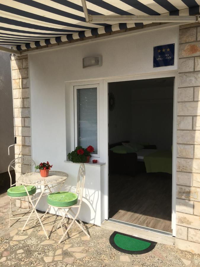 Studio Apartman Jojo Apartment Senj  Luaran gambar